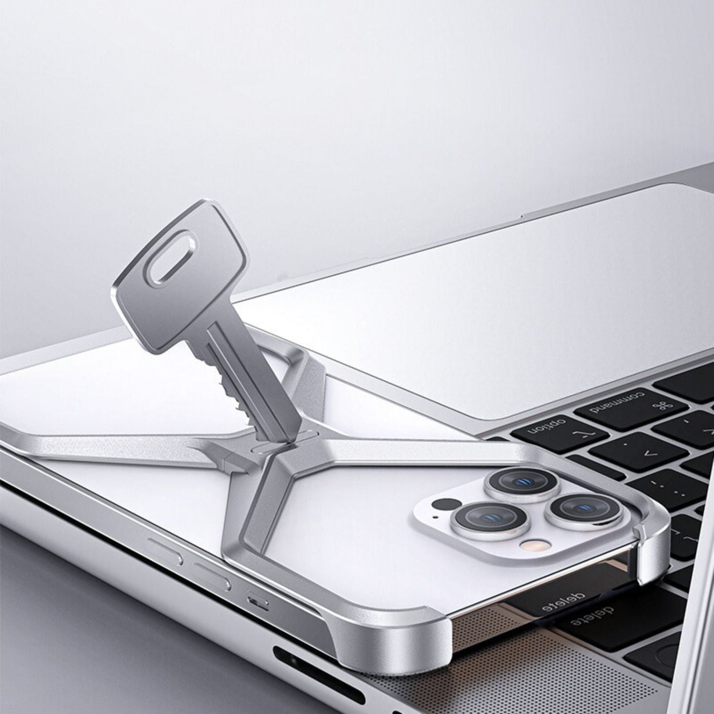 Skorter | Exclusive Invisible X Case - Slim and Protective