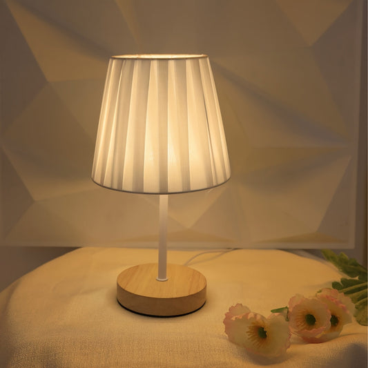 Skorter | NordicLicht - Modern Solid Wood Table Lamp with Linen Shade and USB