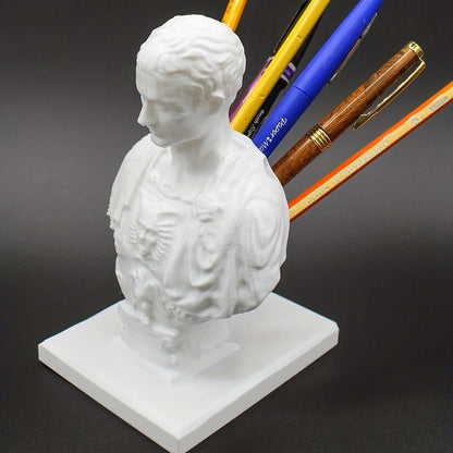 Skorter |  Julius Caesar Desk Pen Holder