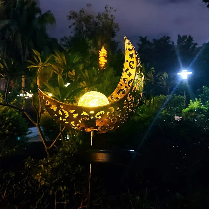 Skorter | Solar Garden Light made of Metal – Waterproof LED Design in Moon, Flame, Sun or Star Shape