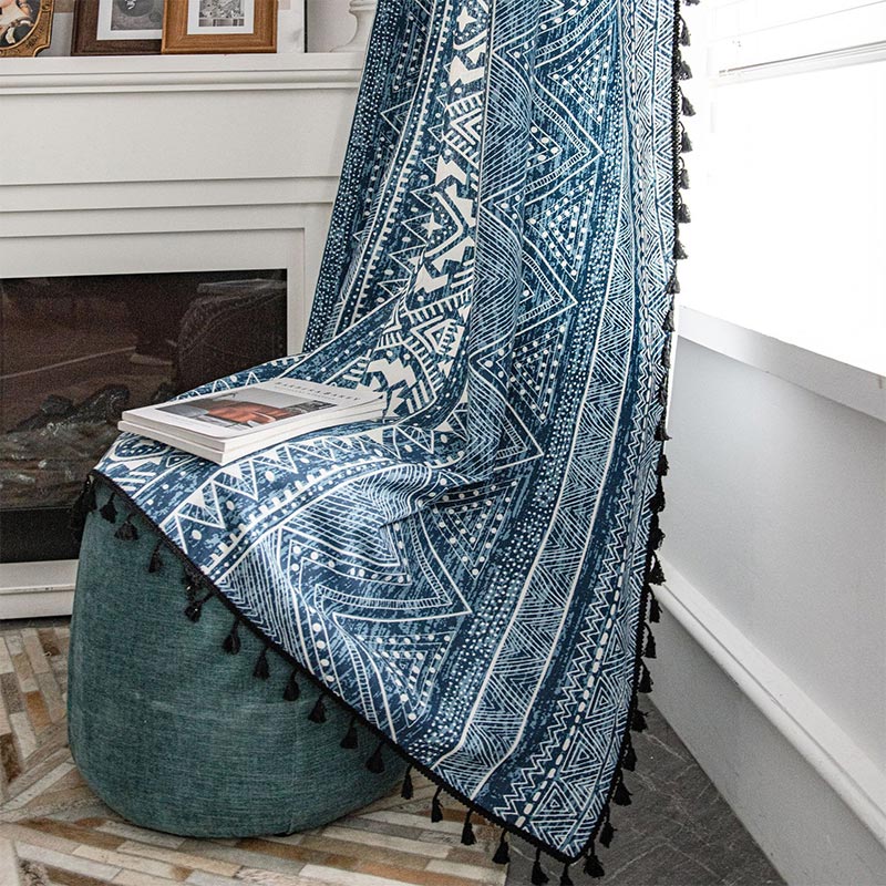 Skorter | Blue geometric pattern light-filtering curtain