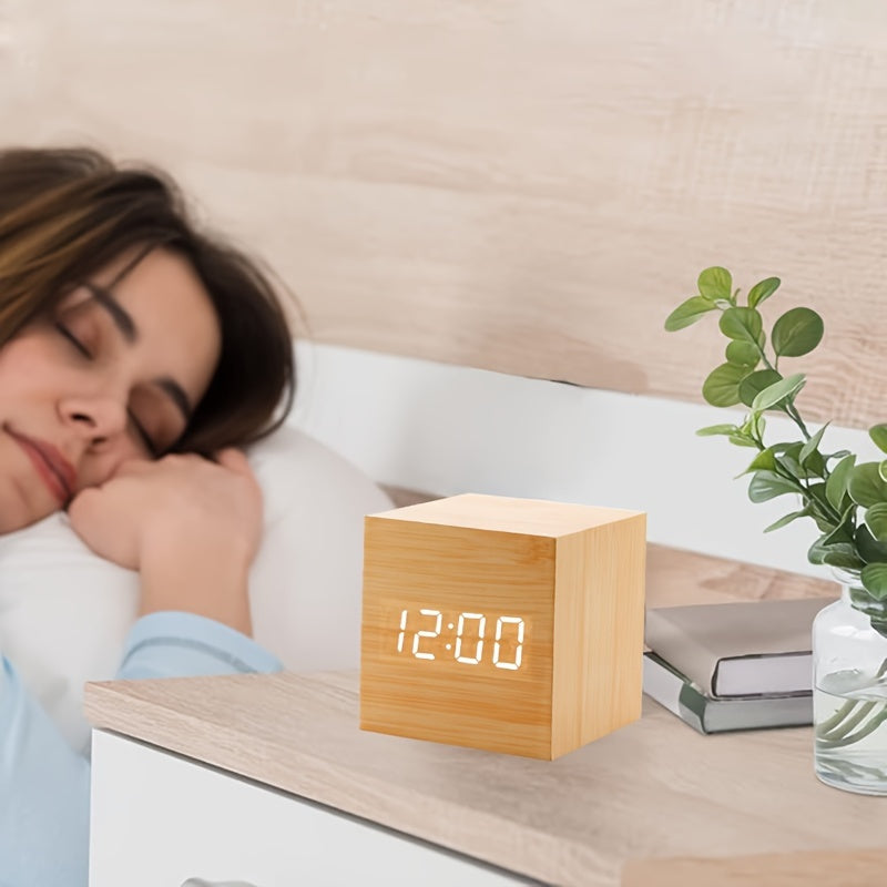 Skorter | WoodTime - Wooden Alarm Clock with LED Display