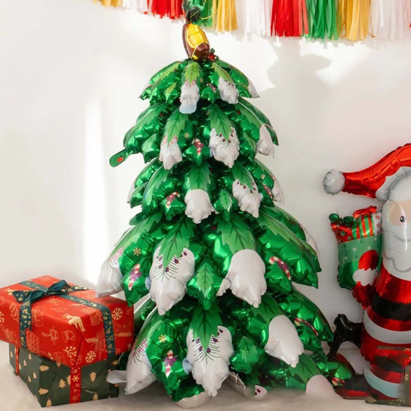 Skorter | Festive Standing Christmas Tree Balloon – Shimmering Aluminum Film Decoration for Holiday Parties & Cheerful Home Décor