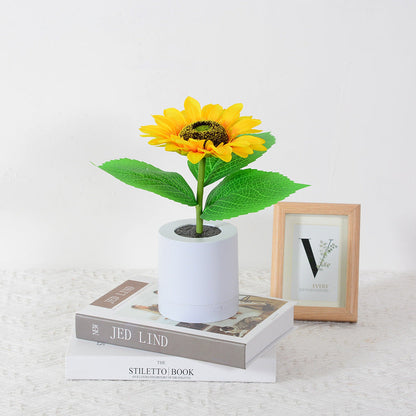 Skorter | LED Sunflower Table Lamp - Decorative Lighting Fixture for Home Decor & Nightstand Use