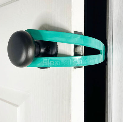 Skorter | Flexlatch | Cat Door Holder