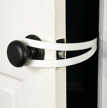 Skorter | Flexlatch | Cat Door Holder