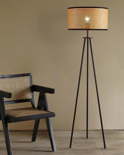 Floor Lamp 16.5″ - 59″ - SKØRTER