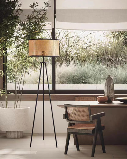 Floor Lamp 16.5″ - 59″ - SKØRTER