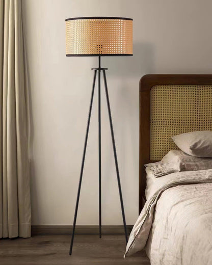 Floor Lamp 16.5″ - 59″ - SKØRTER