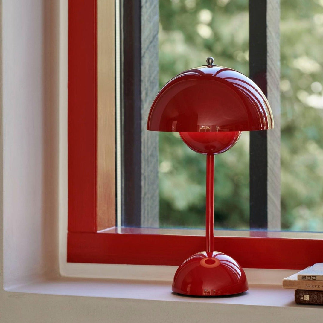 Flowerpot LED Portable Table Lamp - SKØRTER