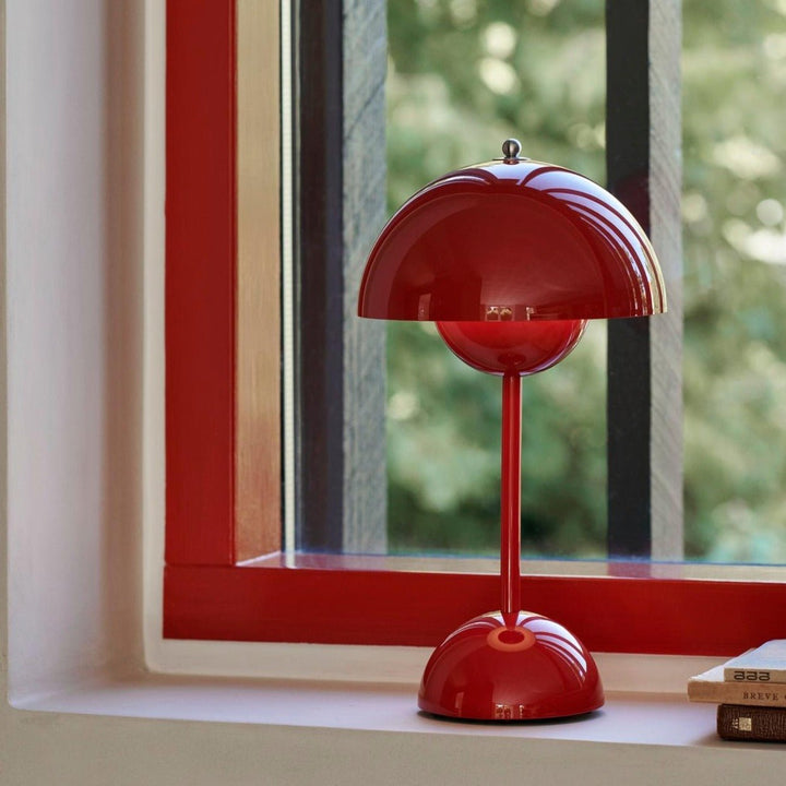 Flowerpot LED Portable Table Lamp - SKØRTER