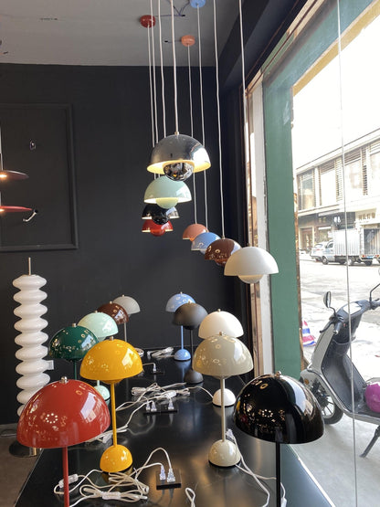 Flowerpots Table Lamp - SKØRTER