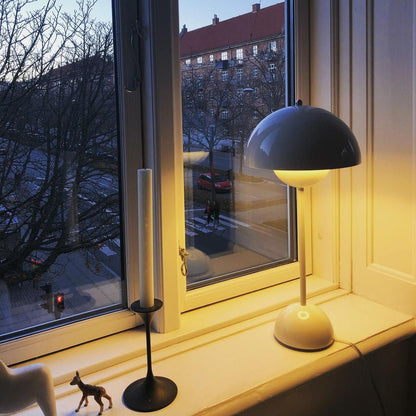 Flowerpots Table Lamp - SKØRTER
