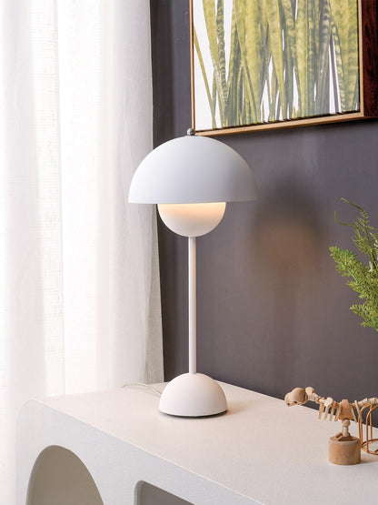 Flowerpots Table Lamp - SKØRTER