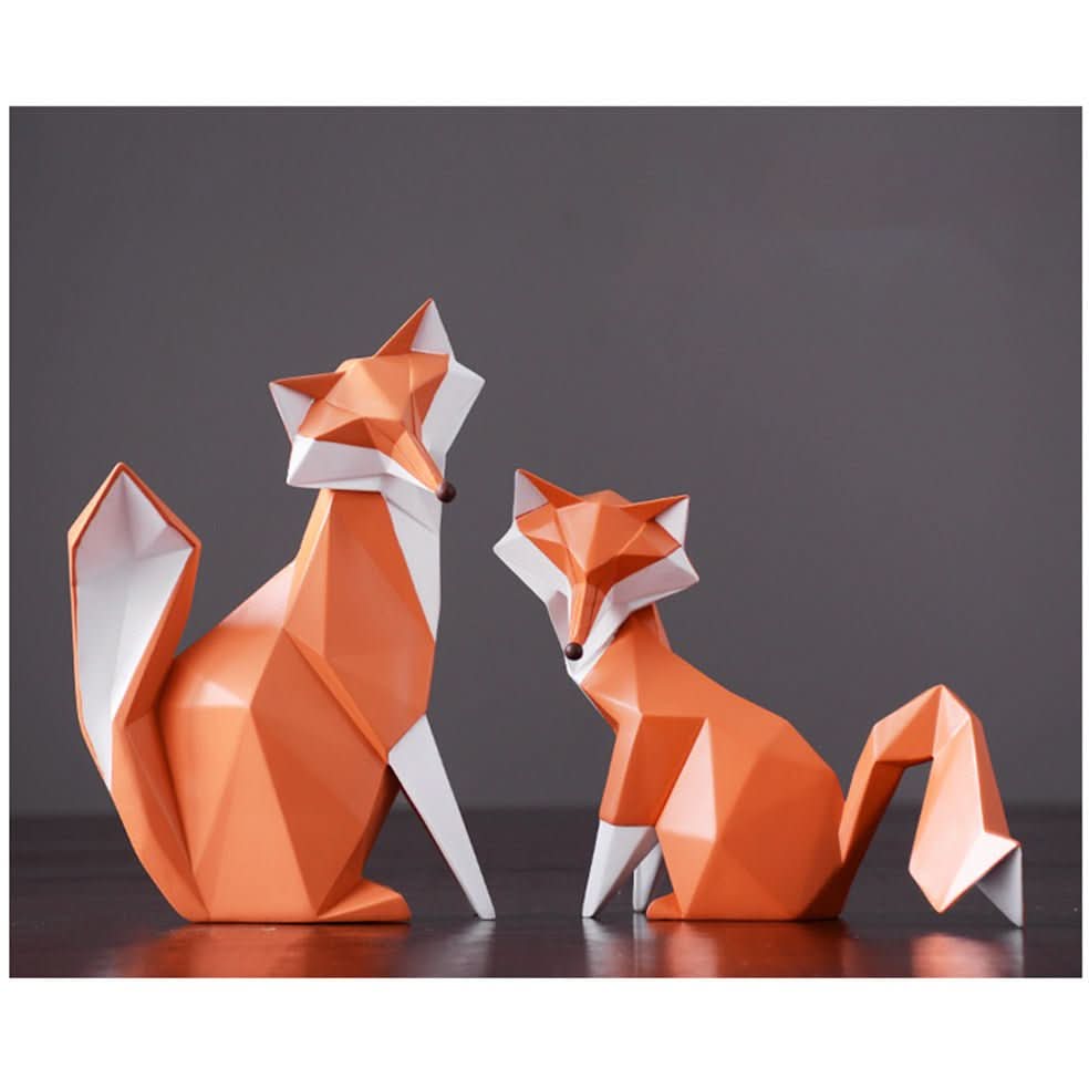 Skorter | Geometric Fox Figurine – Modern Resin Sculpture