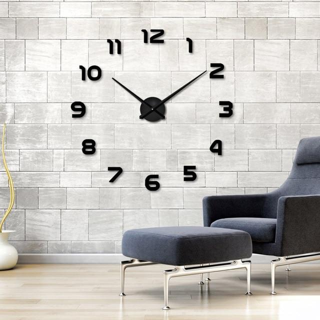 Skorter | Full-Size 3D Acrylic Living Room Wall Clock