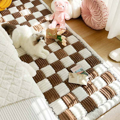 Skorter | COZYCOVER – Cozy pet blanket made of chenille with furniture protection function