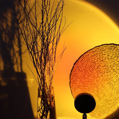 Skorter | Golden Glow – Sunset Projection Lamp with 16 Colors and Rotating Head