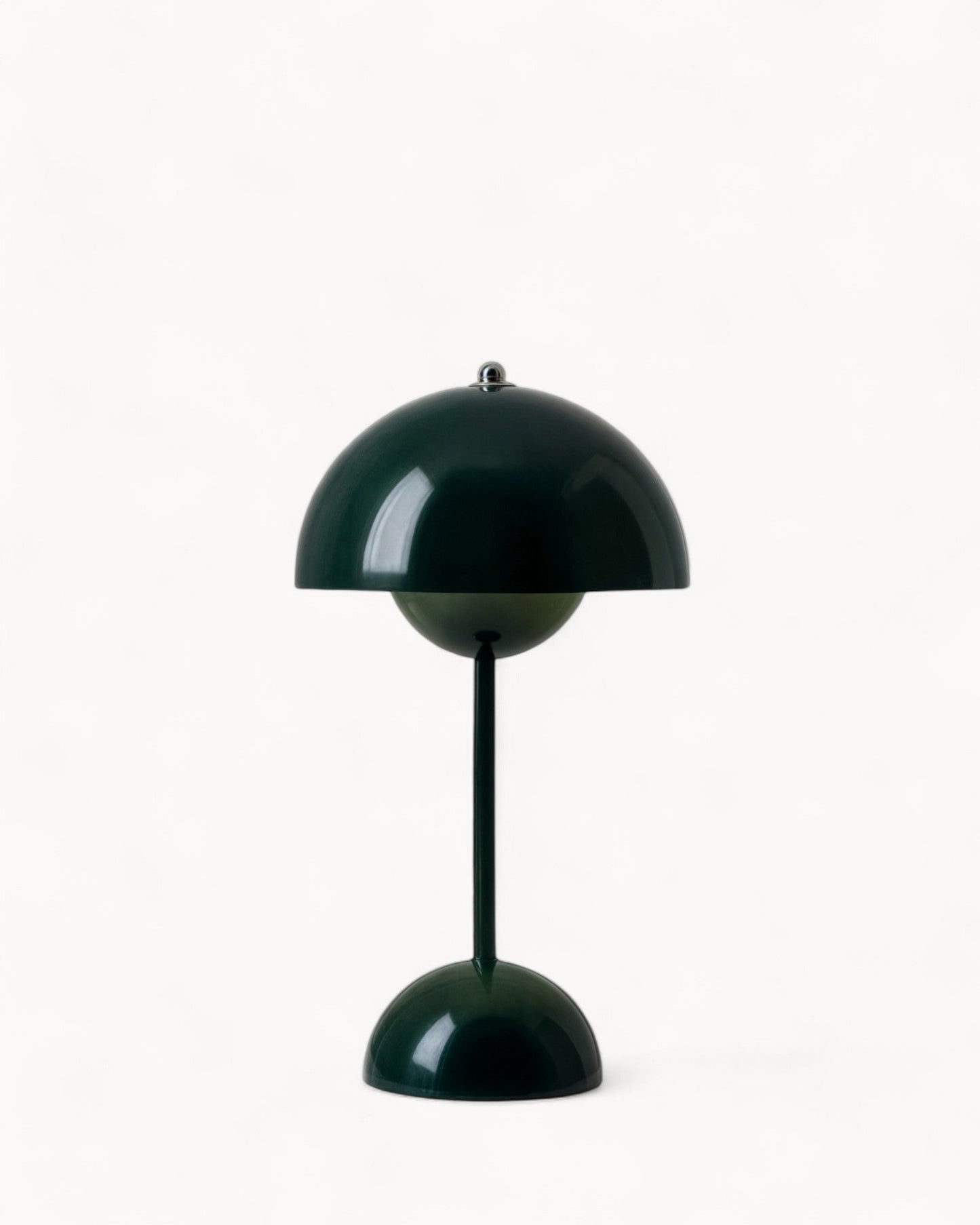 Skorter | NordLight – LED Table Lamp Scandinavian Design, dimmable and sustainable in metal