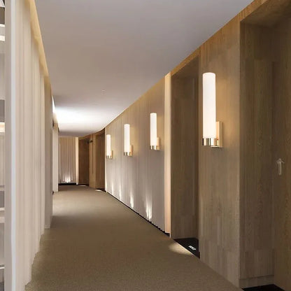 Skorter | EliteLume – Minimalist Gold Wall Lamp with Energy-Efficient LED