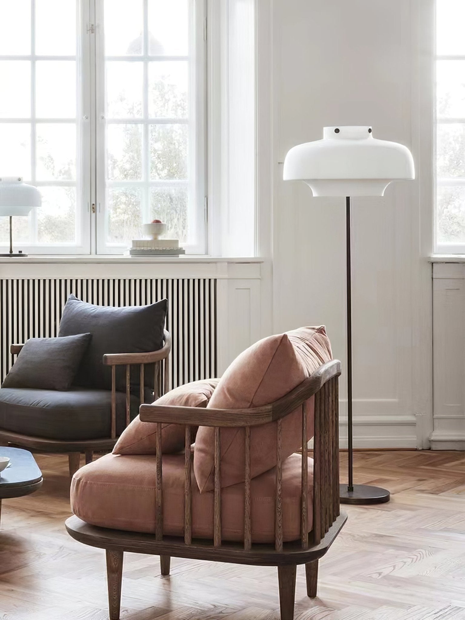 Hagen Floor Lamp - SKØRTER