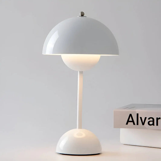 Skorter | NordicNest Scandinavian Table Lamp