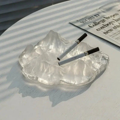 Skorter | Ashtray decoration made of mountain glass in ice style