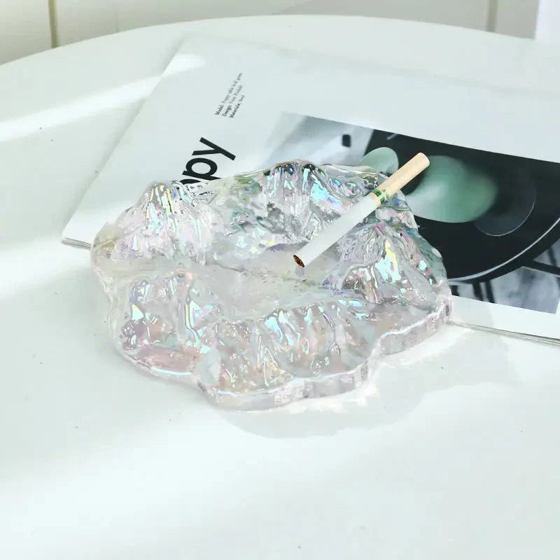 Skorter | Ashtray decoration made of mountain glass in ice style
