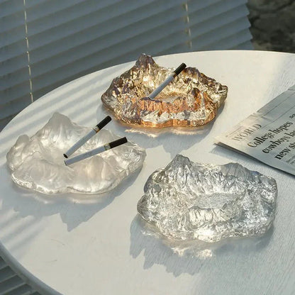 Skorter | Ashtray decoration made of mountain glass in ice style