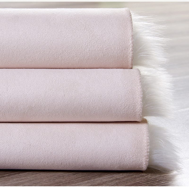 Skorter | Cozy Fluffy Fake Sheepskin Blanket in Cotton Candy Shape