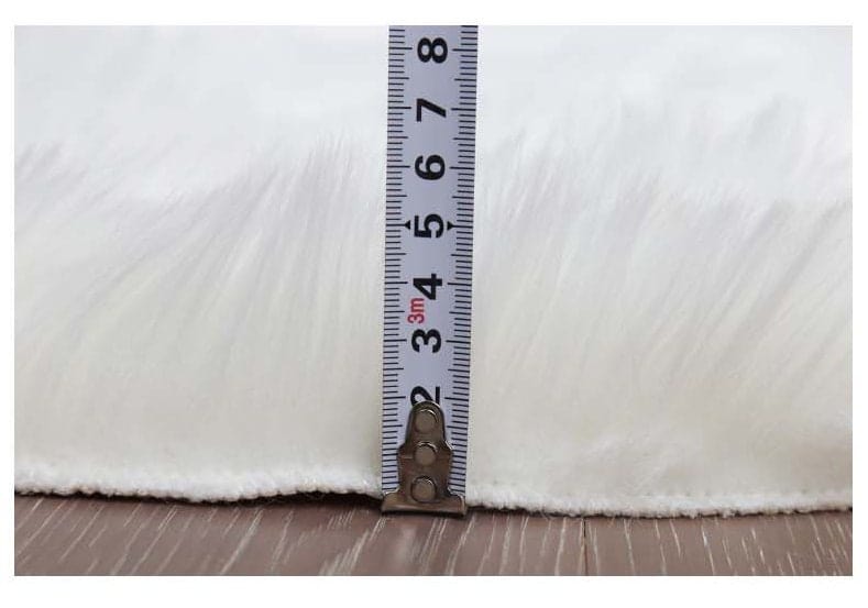 Skorter | Deluxe Fluffy Faux Sheepskin Rug in Tree Shape