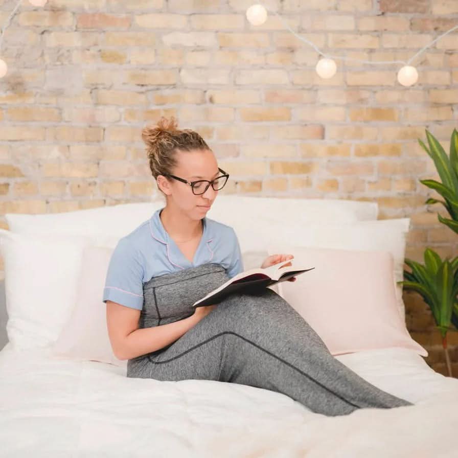 Skorter | Adult Swaddle Blanket for Relaxing Sleep Comfort