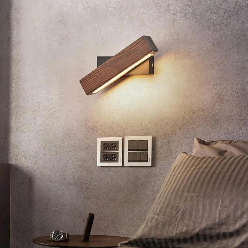 Skorter | Rotatable Wall Lamp with Adjustable Arm