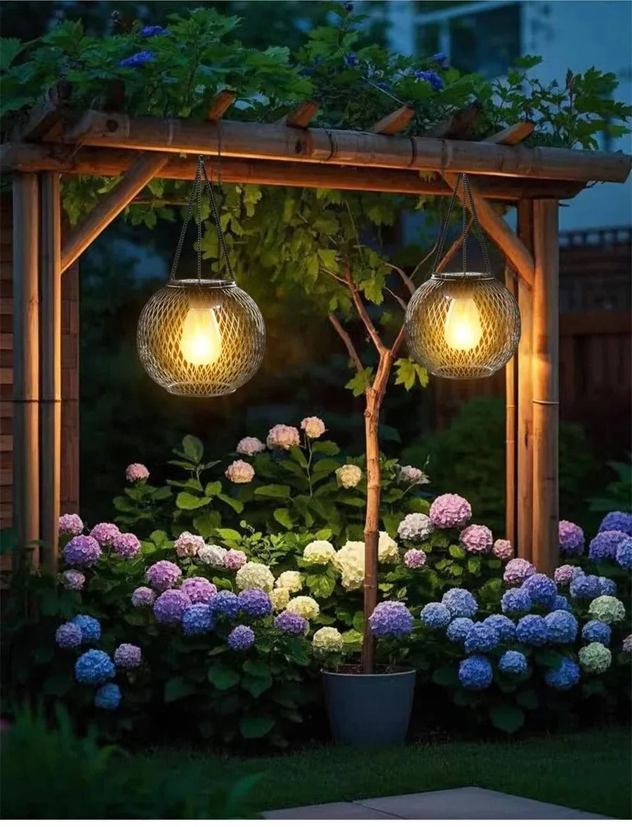 Skorter | Outdoor Solar Hanging Lantern