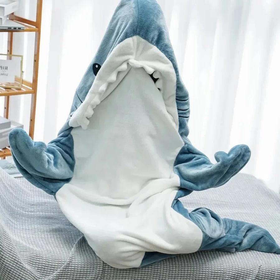 Skorter | Cozy Shark Hooded Flannel Blanket