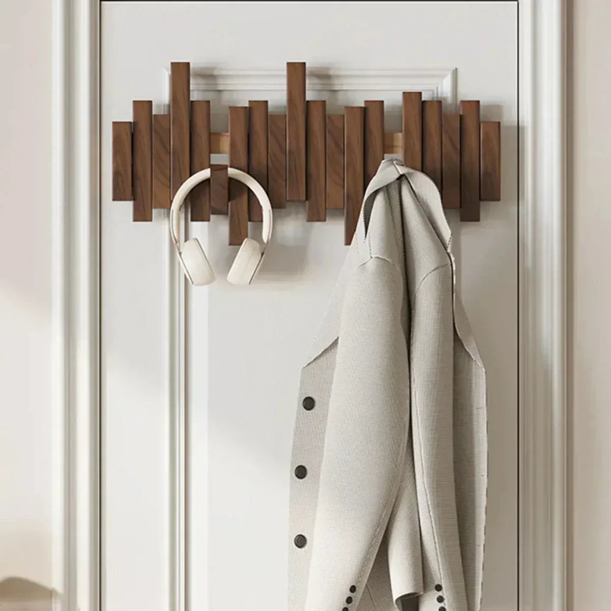 Skorter | -Wall coat made of wood piano – Practical and Elegant for organizing your entrance