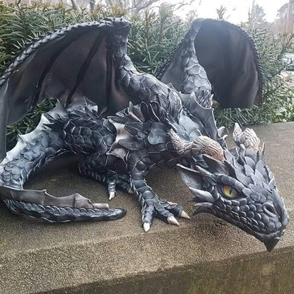 Skorter | Crouching Dragon Guardian Statue