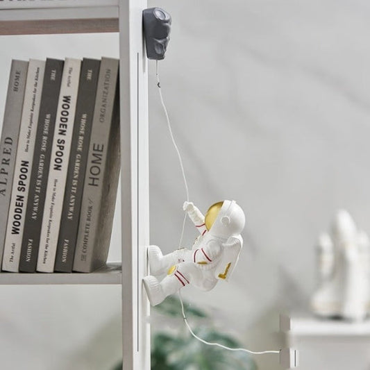 Skorter | Astronaut Climber Wall Decoration Figures