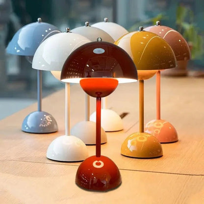 Skorter | Modern Nordic Mushroom Lamp with Soft Ambient Lighting