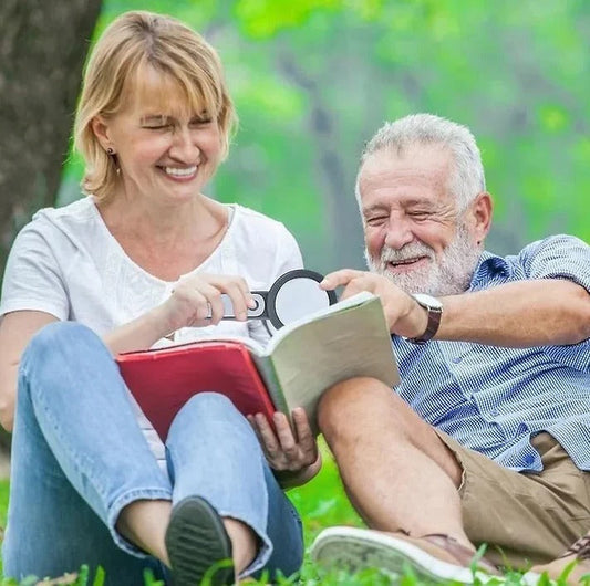 Skorter | 30x Magnifying Glass for Seniors