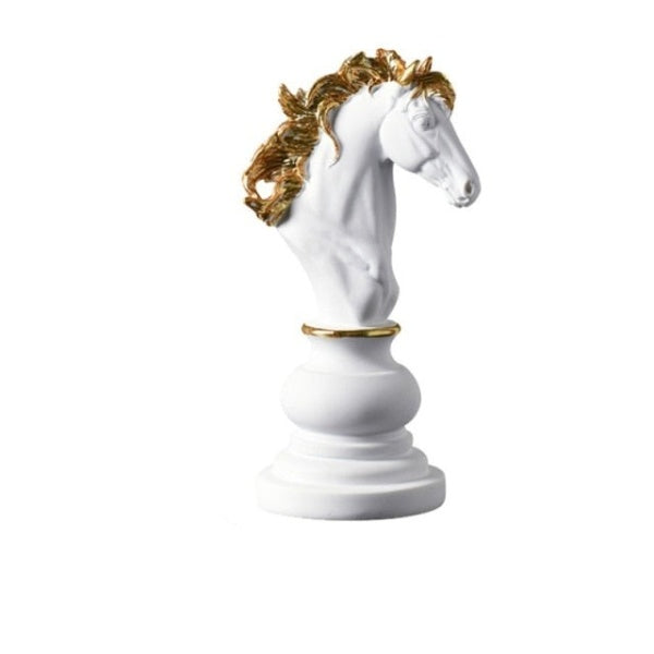 Skorter | Chess piece decor