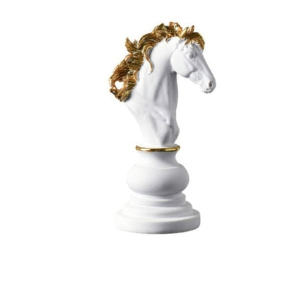 Skorter | Chess piece decor