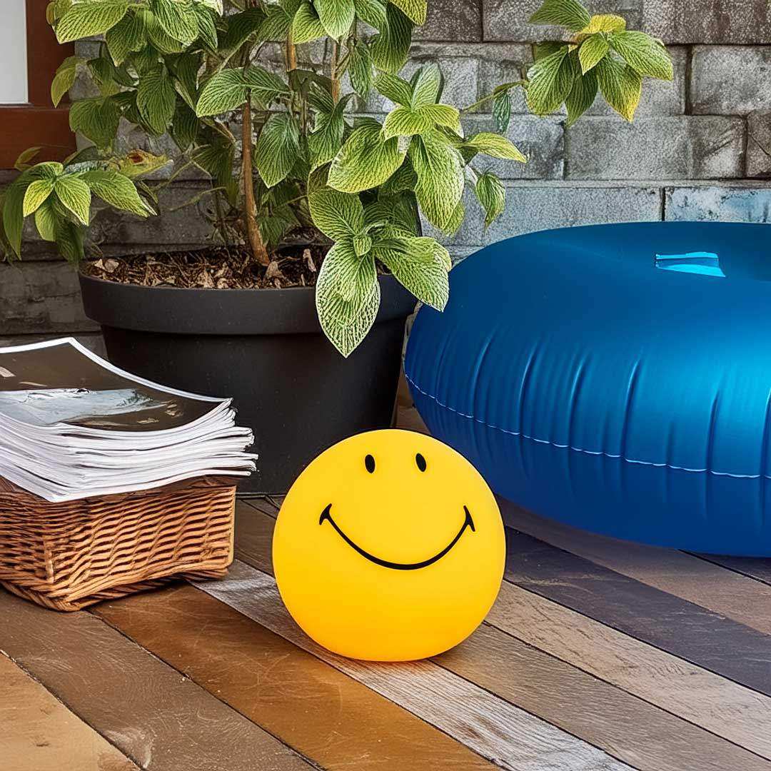 Skorter | SmileyGlow Night Lamp | Dimmable LED Bedside Light with Modern Design & Warm Ambience