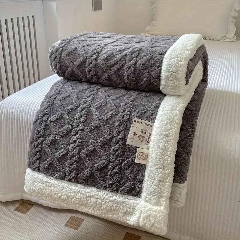 Skorter | ERSANA - Ultra-cozy, fluffy blanket
