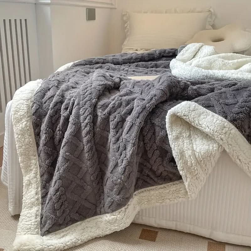 Skorter | ERSANA - Ultra-cozy, fluffy blanket