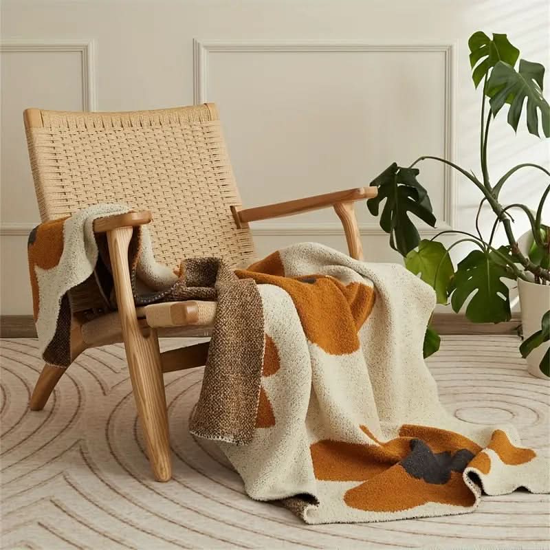 Skorter | CAS - Knitted blanket with floral pattern