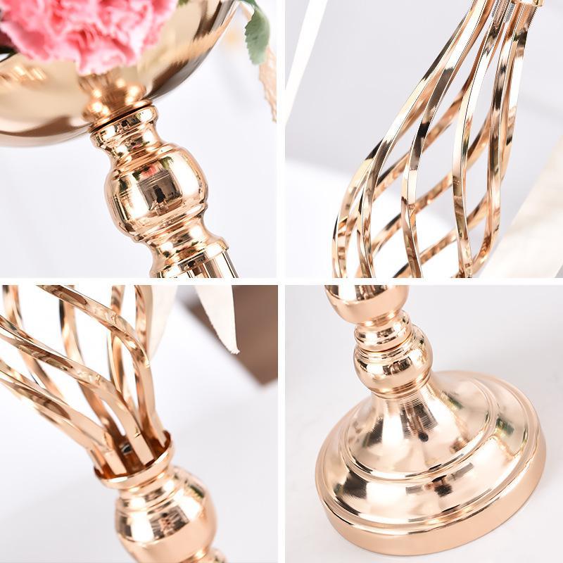 Skorter | 2-piece Metal Gold Candle Holder Table Decoration
