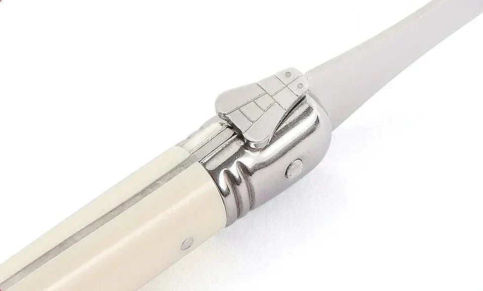 Skorter | IvoryElegance – Luxury Laguiole Cutlery Set with Timeless Style
