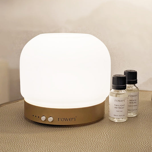 Skorter | Jayla White & Gold Electronic Aroma Mist Diffuser Lamp