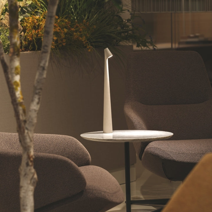 Skorter | Sculpting table lamp